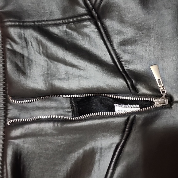 Leggings - Picture 2 of 4